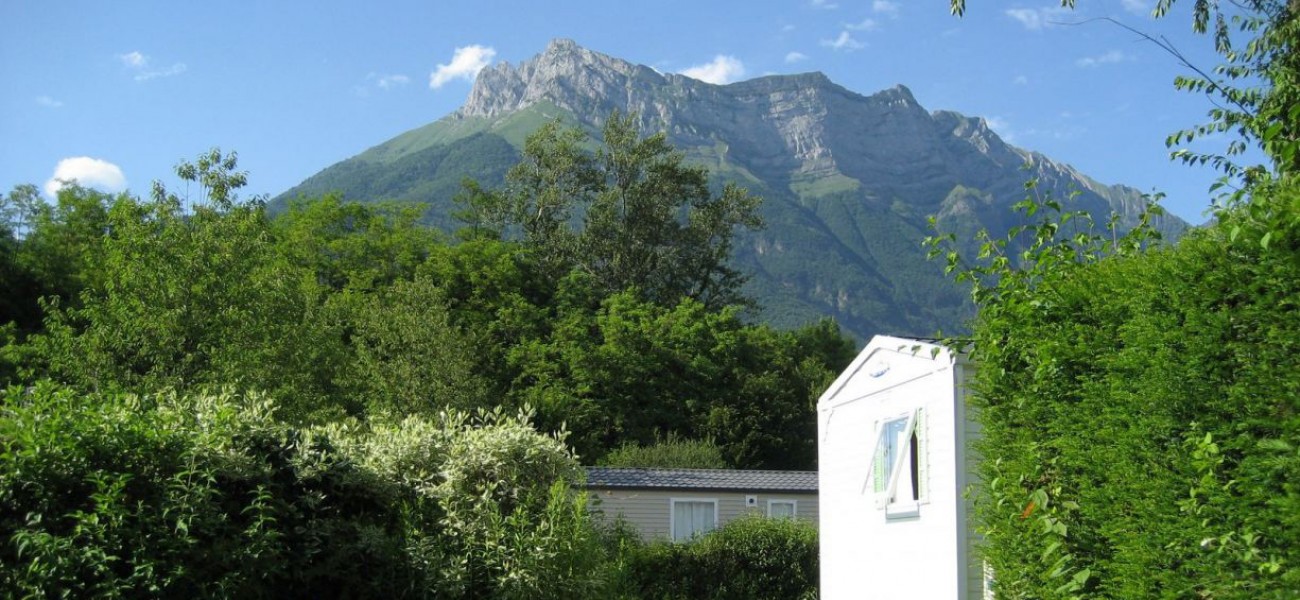 Camping en Savoie a los pies del Arclusaz - Camping en los Alpes con Mobilhomes